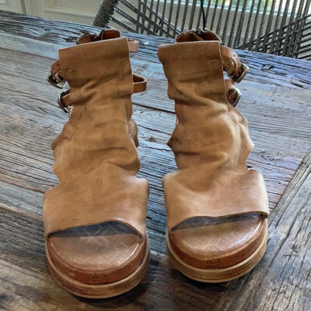 A.S. 98 Free People Tan Leather Sandals Size 40